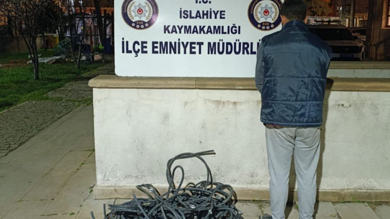 İSLAHİYE POLİSİNDEN HIRSIZLARA DARBE