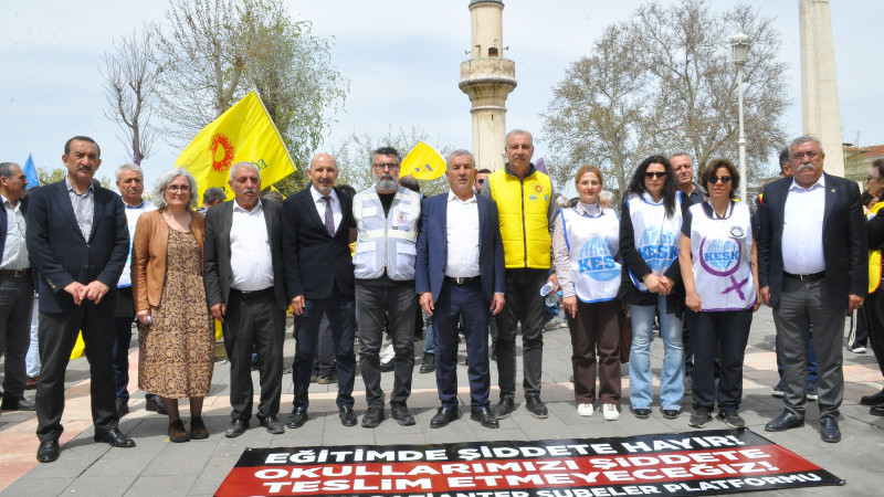 OKULLARDA ŞİDDETE HAYIR! , ÖLMEK İSTEMİYORUZ !